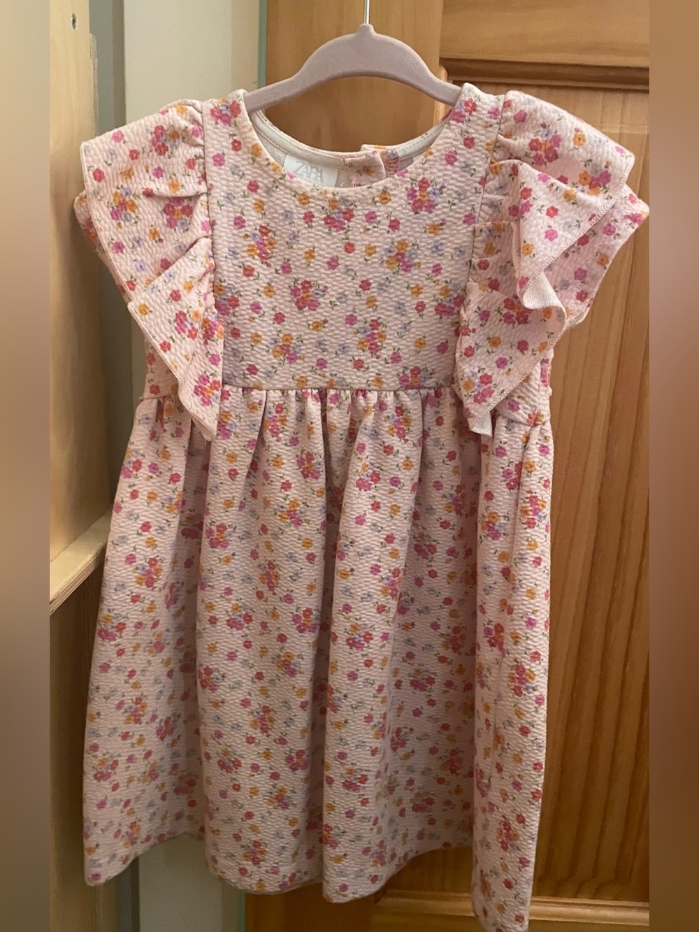 Zara Pink Floral Ruffle-Sleeve Dress size 2-3